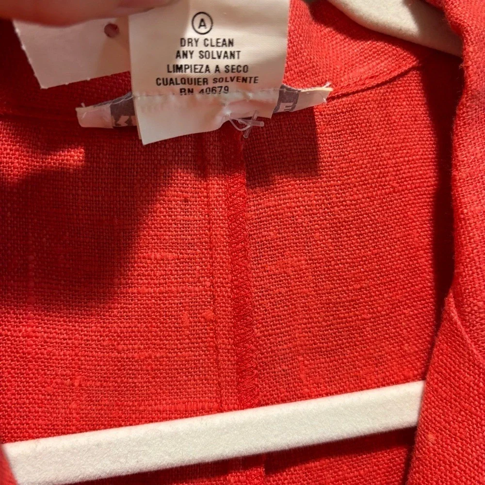 Sleeveless Red Linen Shift Dress - Classic Collared Design - Picture 7 of 10
